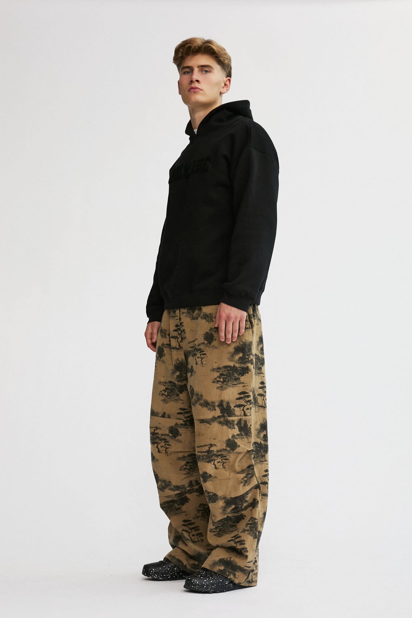 GLENNA HOODIE