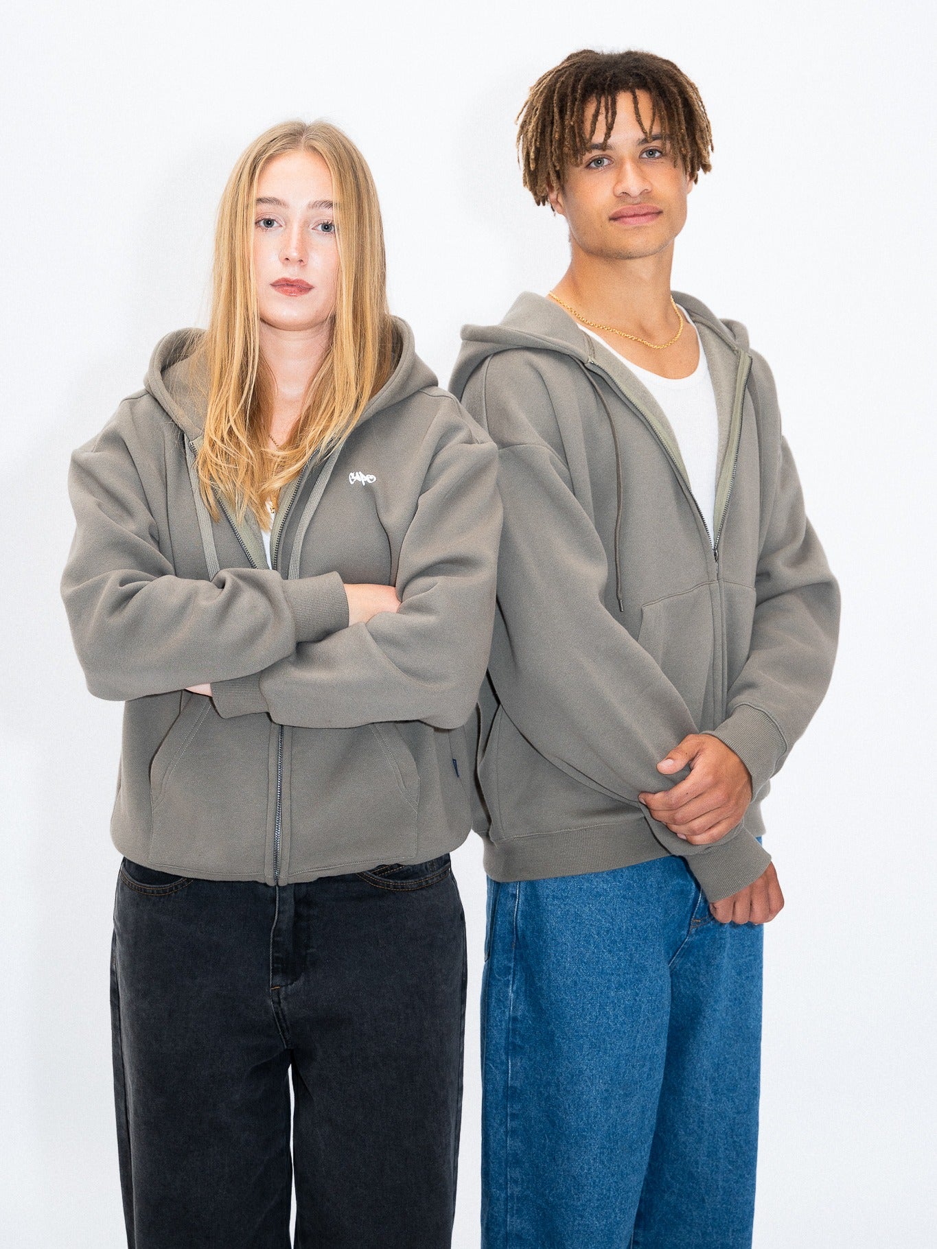 CHELSEA HOODIE