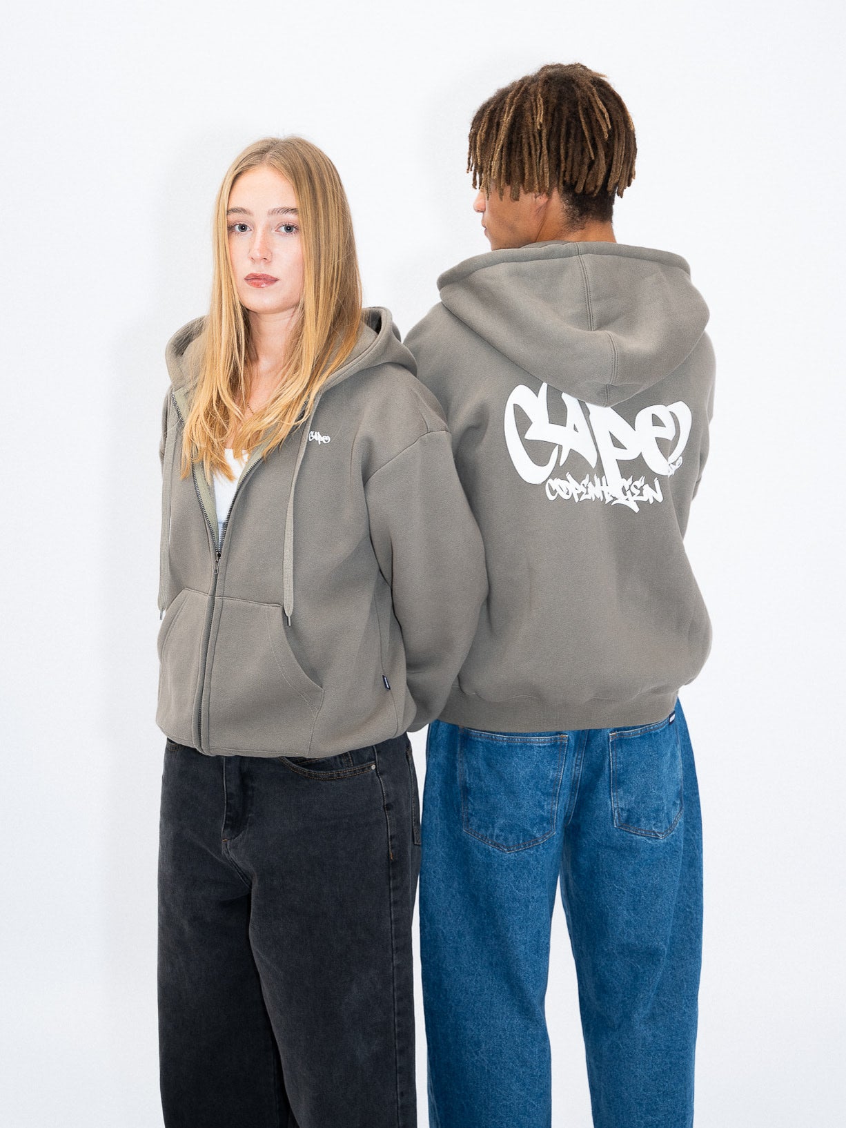 CHELSEA HOODIE