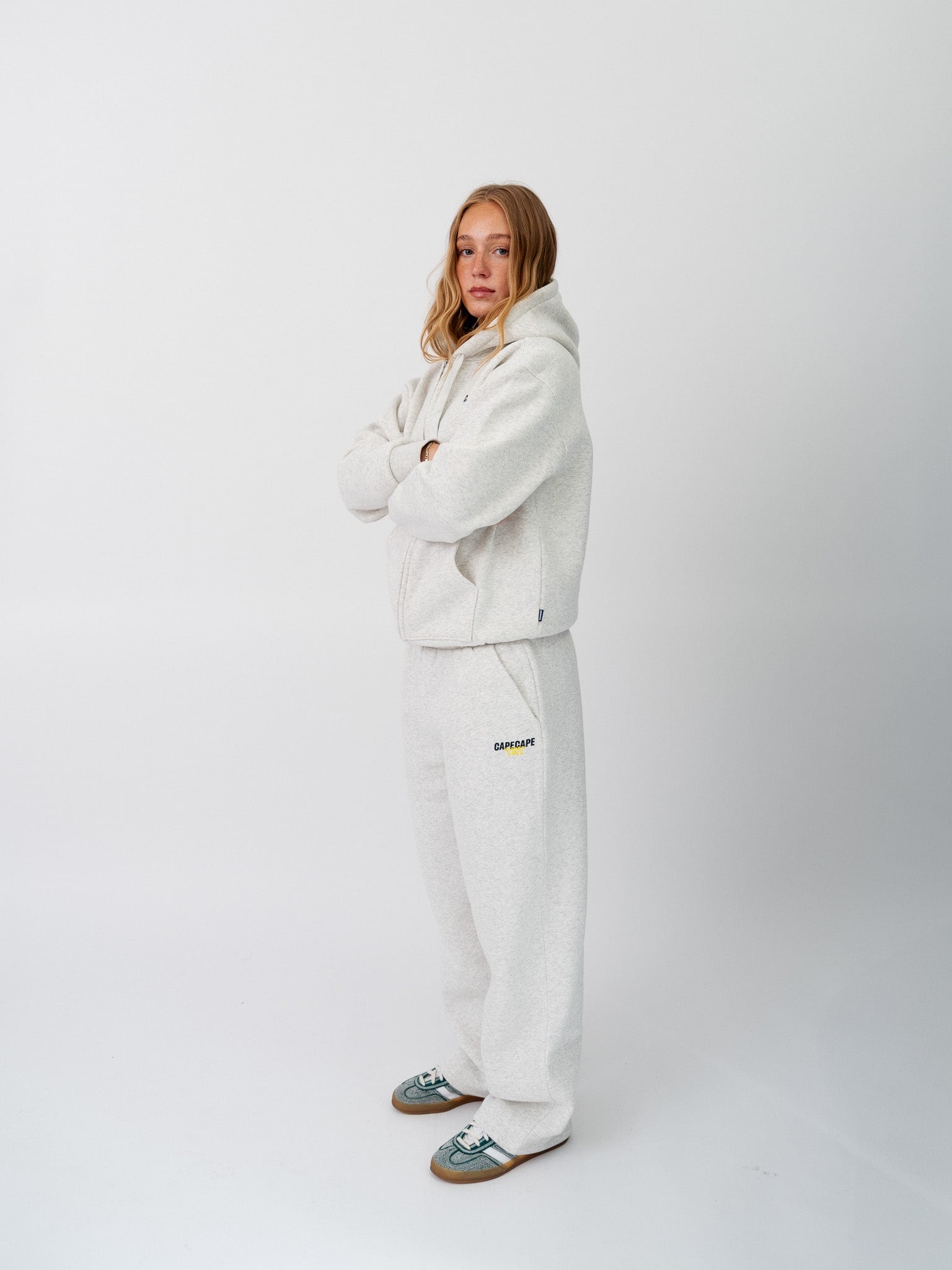 TNT X CAPECAPE SWEATPANTS