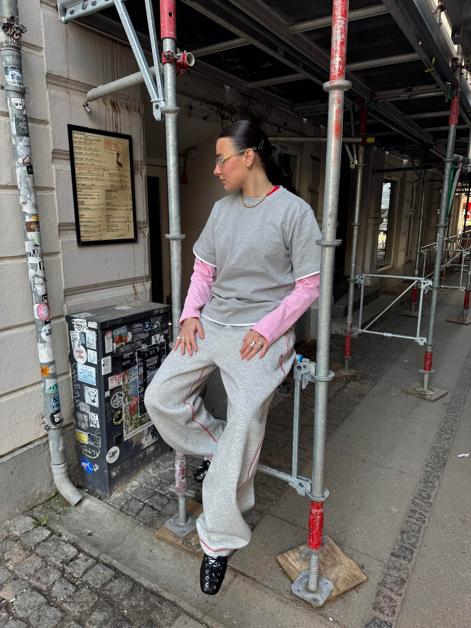 CAMERON BOYFRIEND TEE