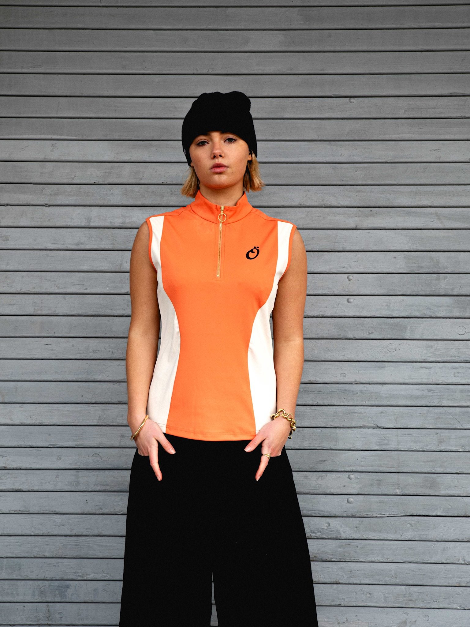 NORA VEST