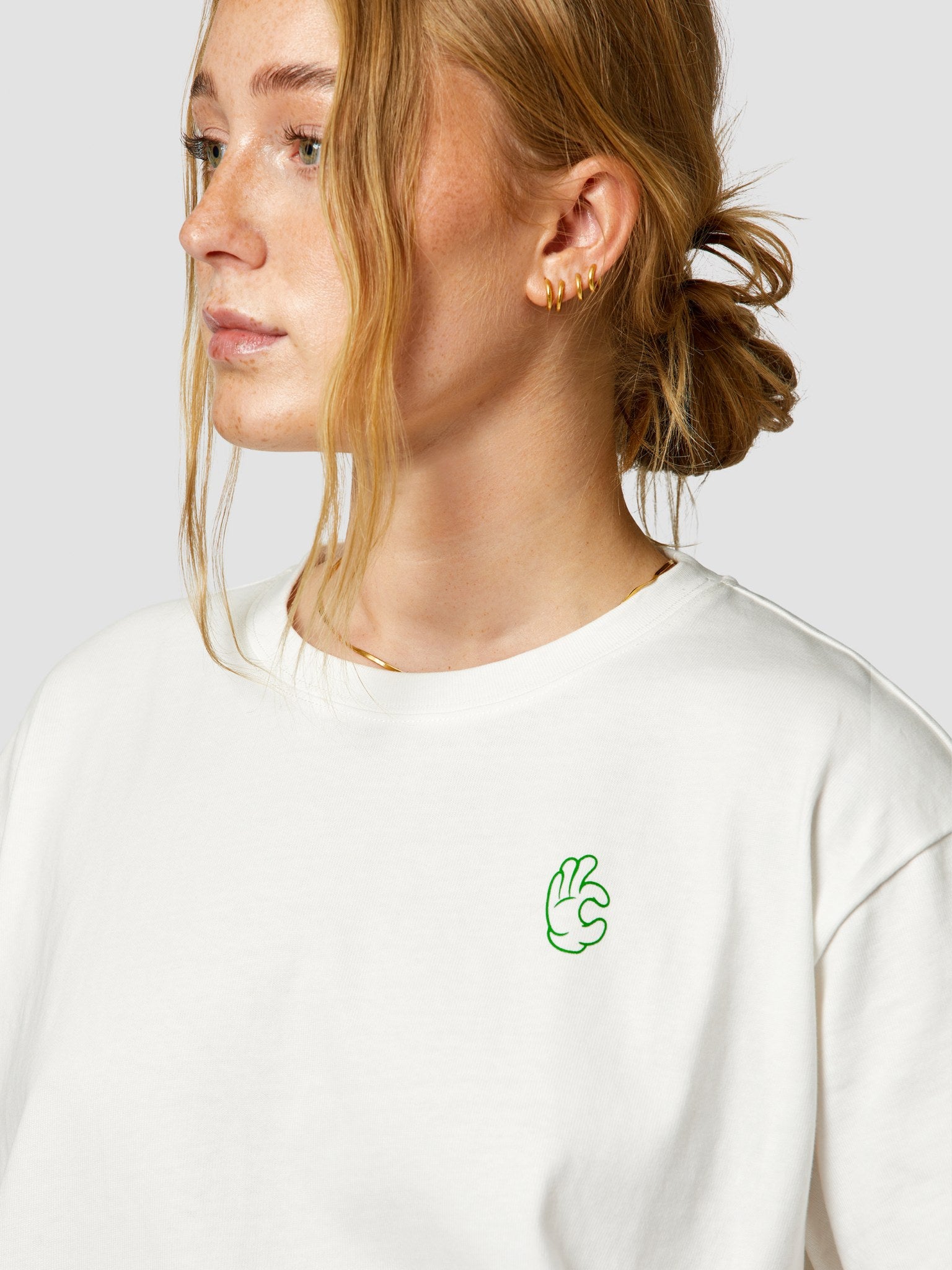 B HOLLYWOOD BOYFRIEND TEE