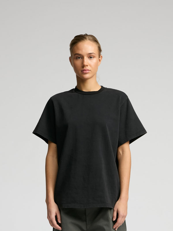 LYNG TEE