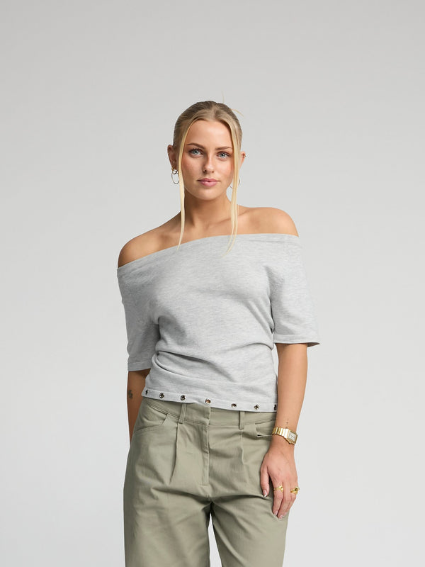 NIRA OFF SHOULDER TOP