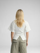SCARLETT FITTED TEE