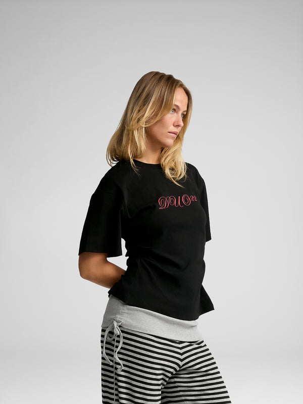 SCARLETT FITTED TEE