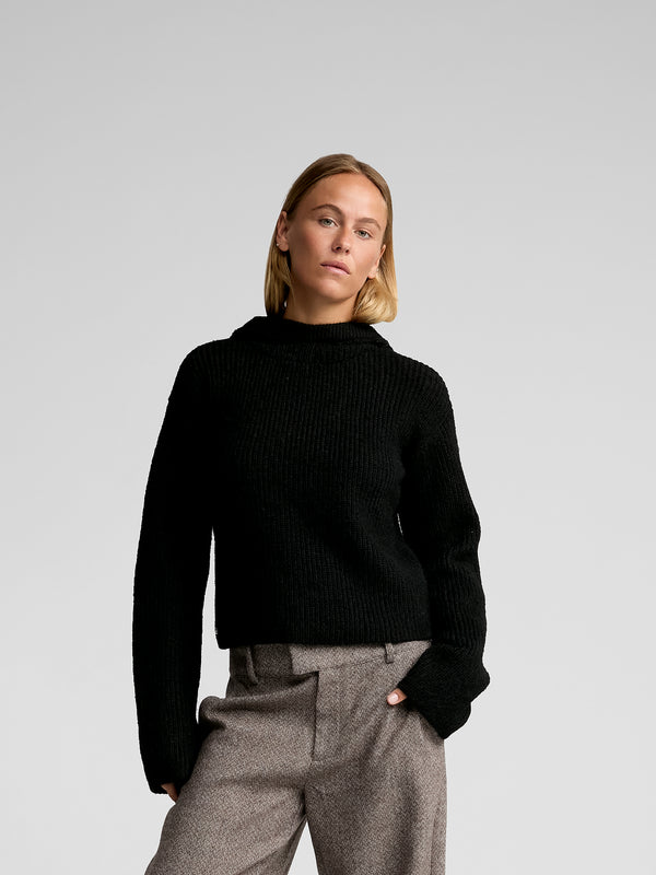 JOSIE KNIT