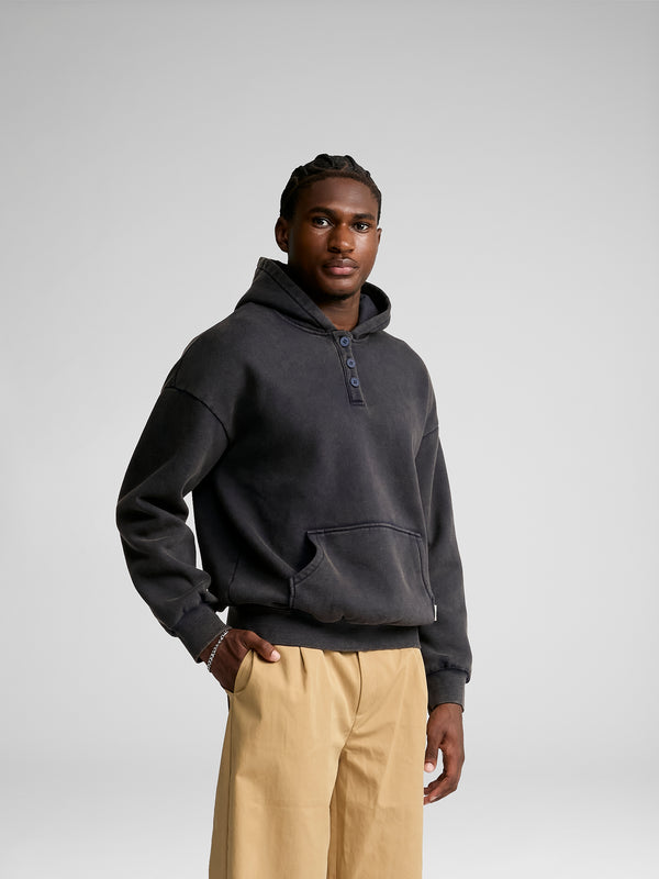 ROMINA HOODIE