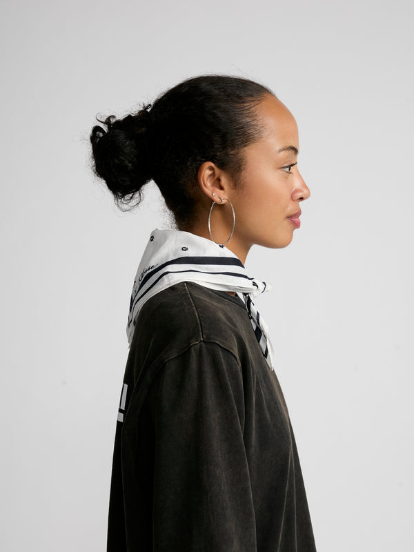JOANNA SCARF