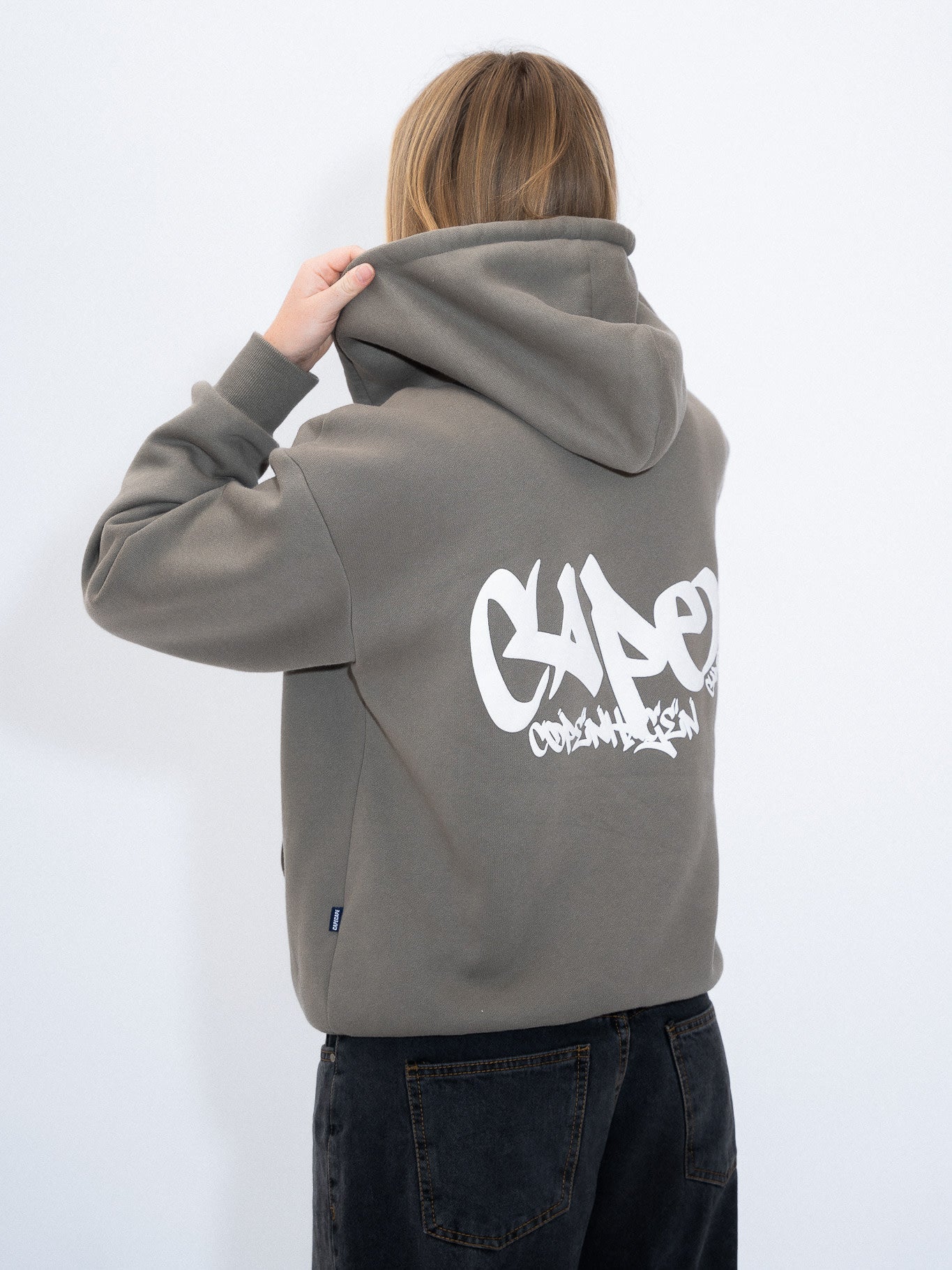CHELSEA HOODIE