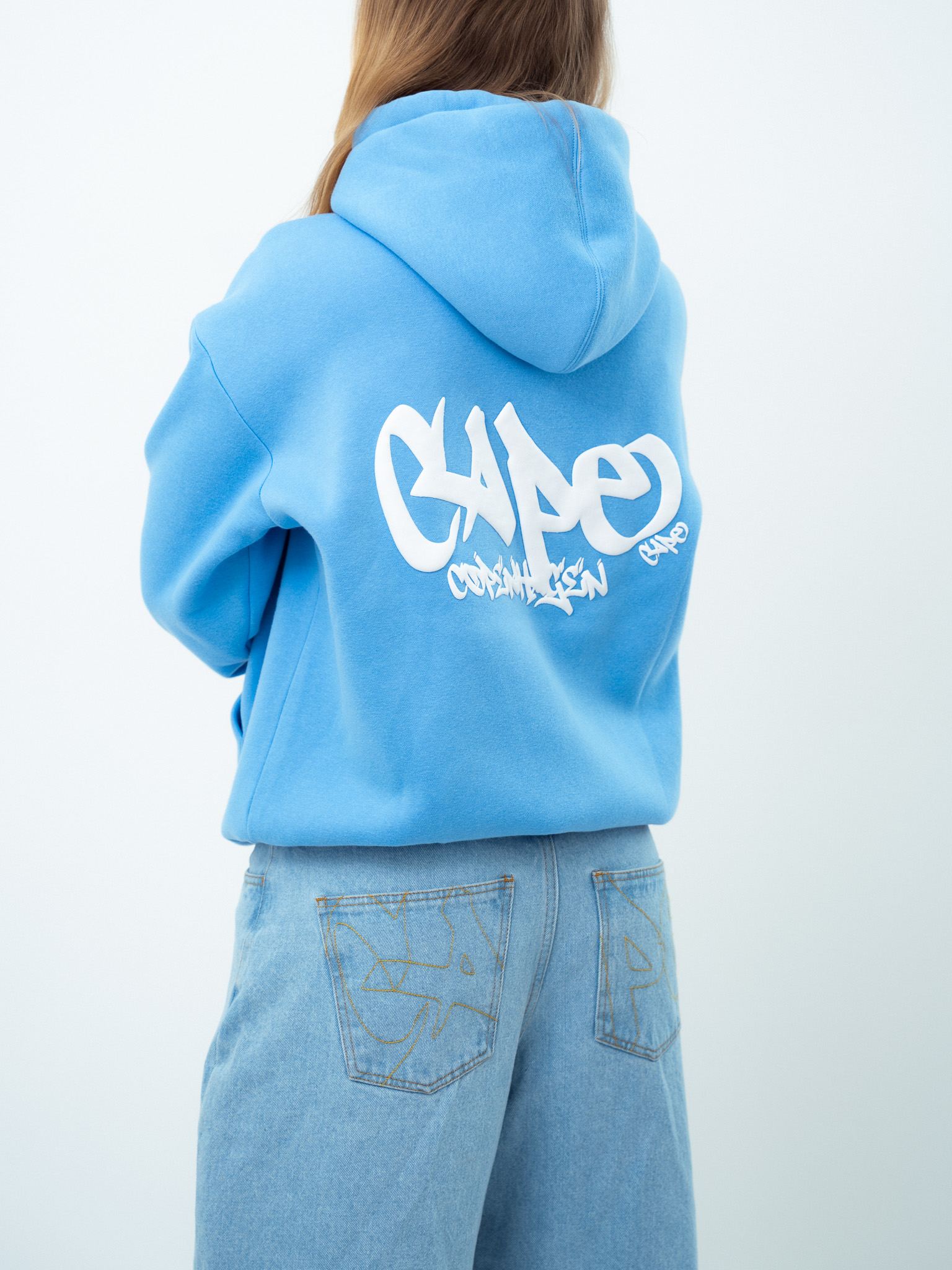 CHELSEA HOODIE