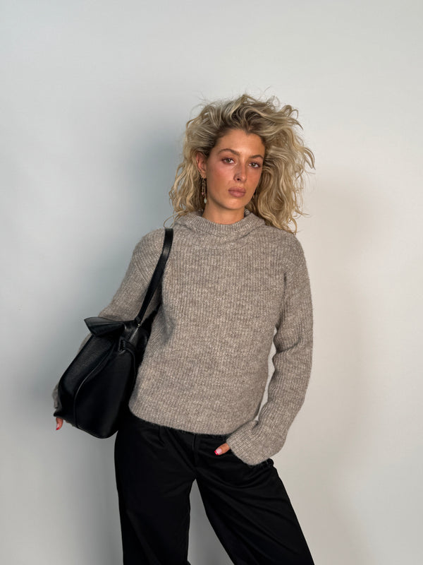 JOSIE KNIT