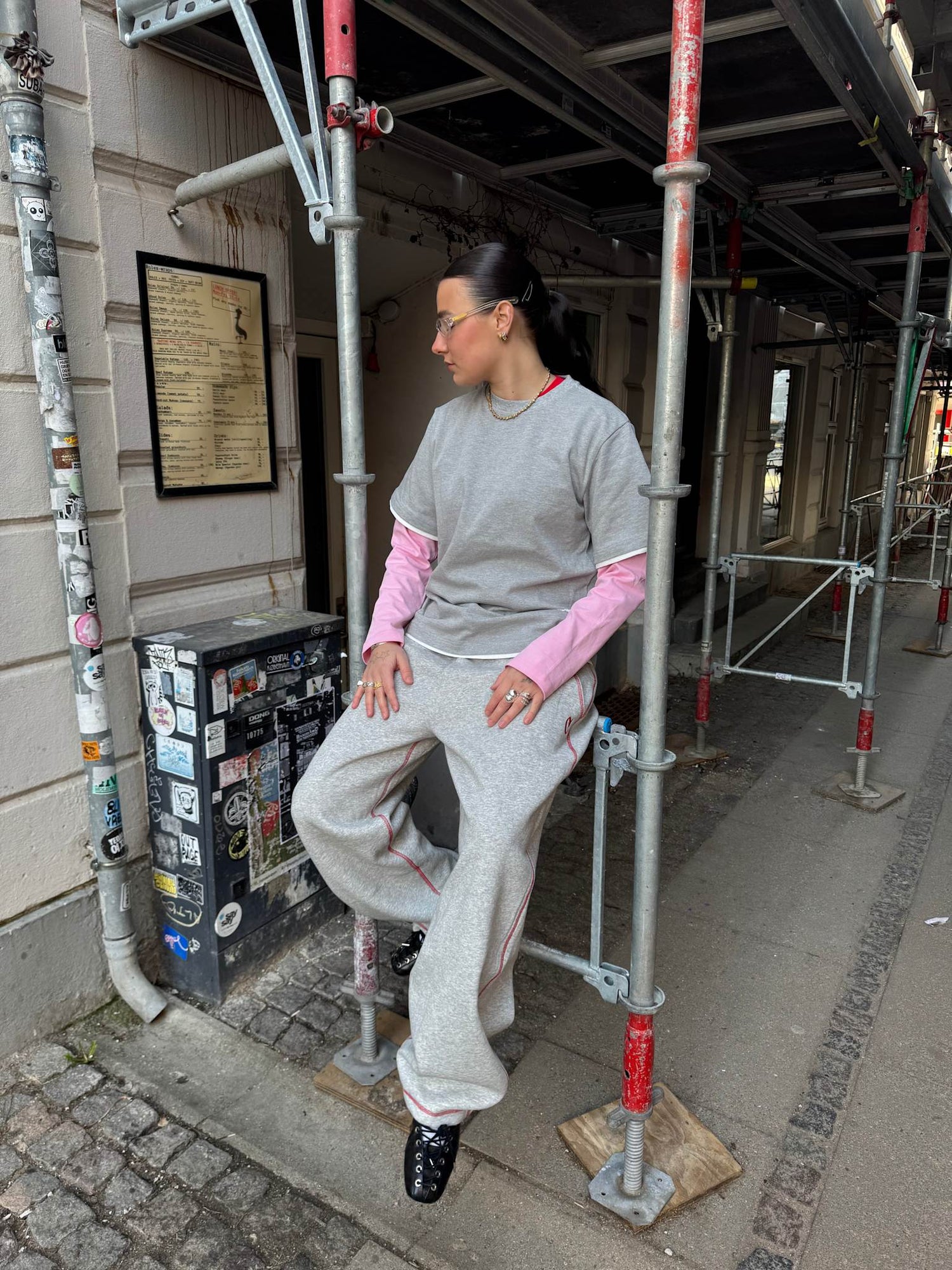 CAMERON BOYFRIEND TEE